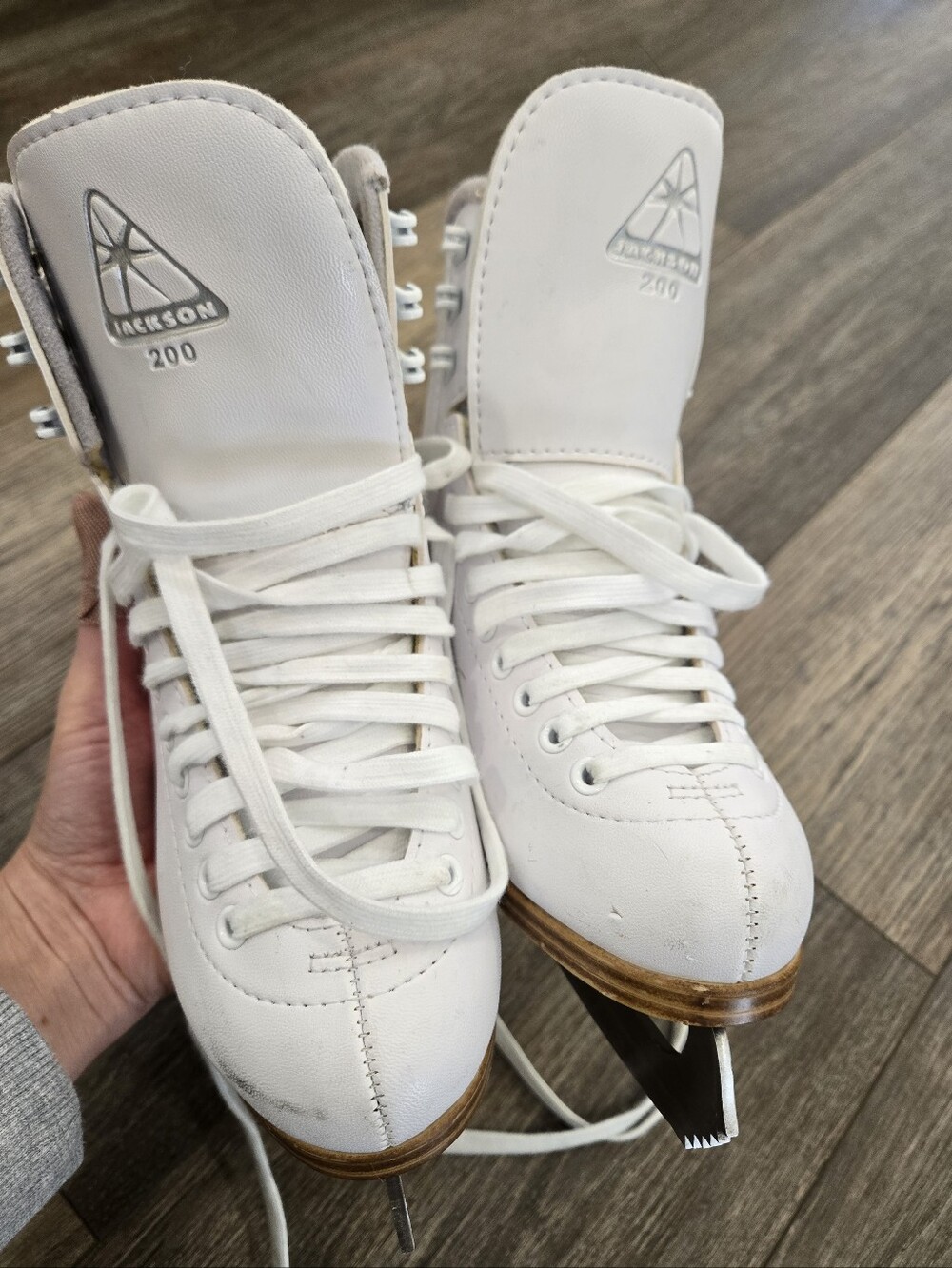 Girls Size 3 Jackson Figure Skates